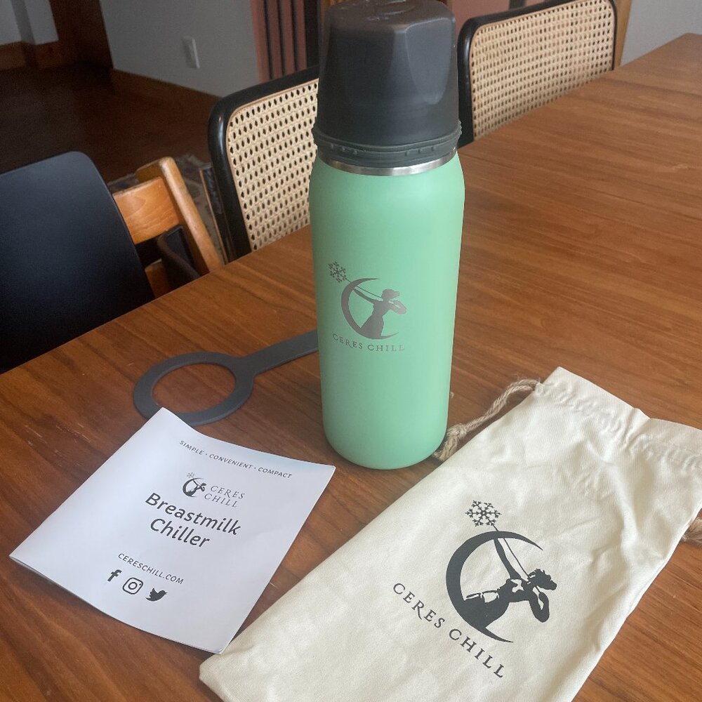 Ceres Chill breastmilk chiller for pumping and breastfeeding